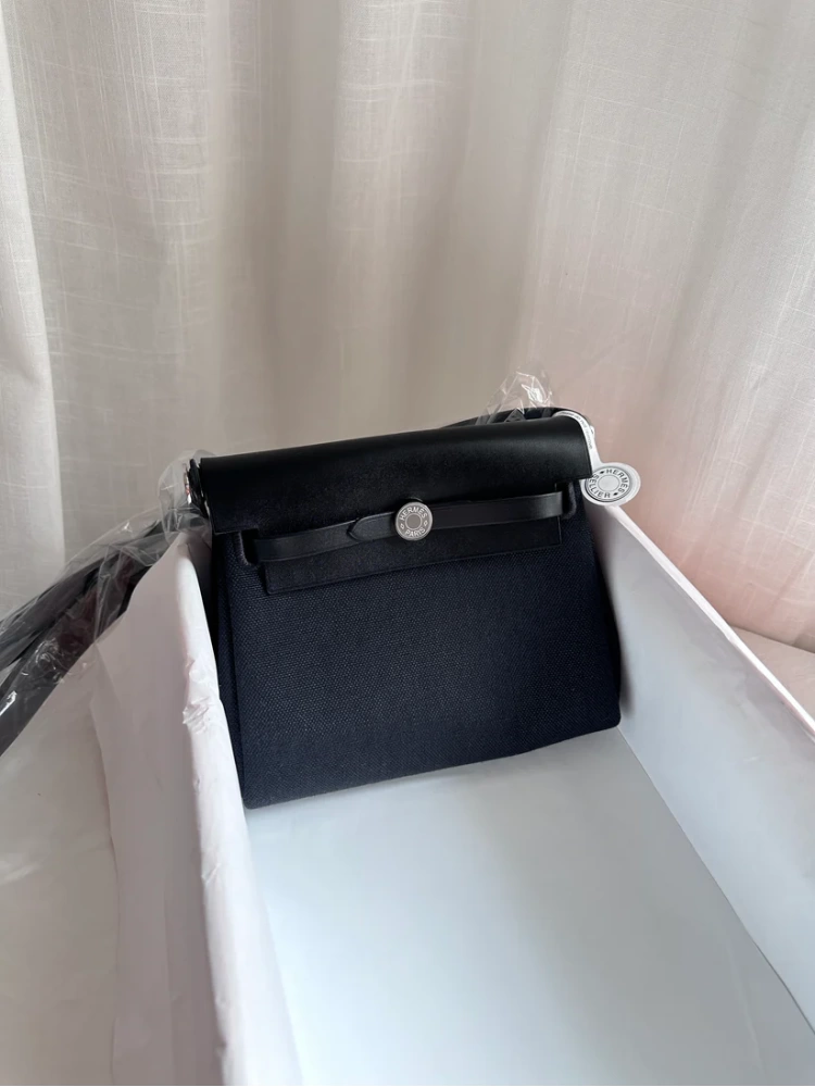 MINI HERBAG Black PHW